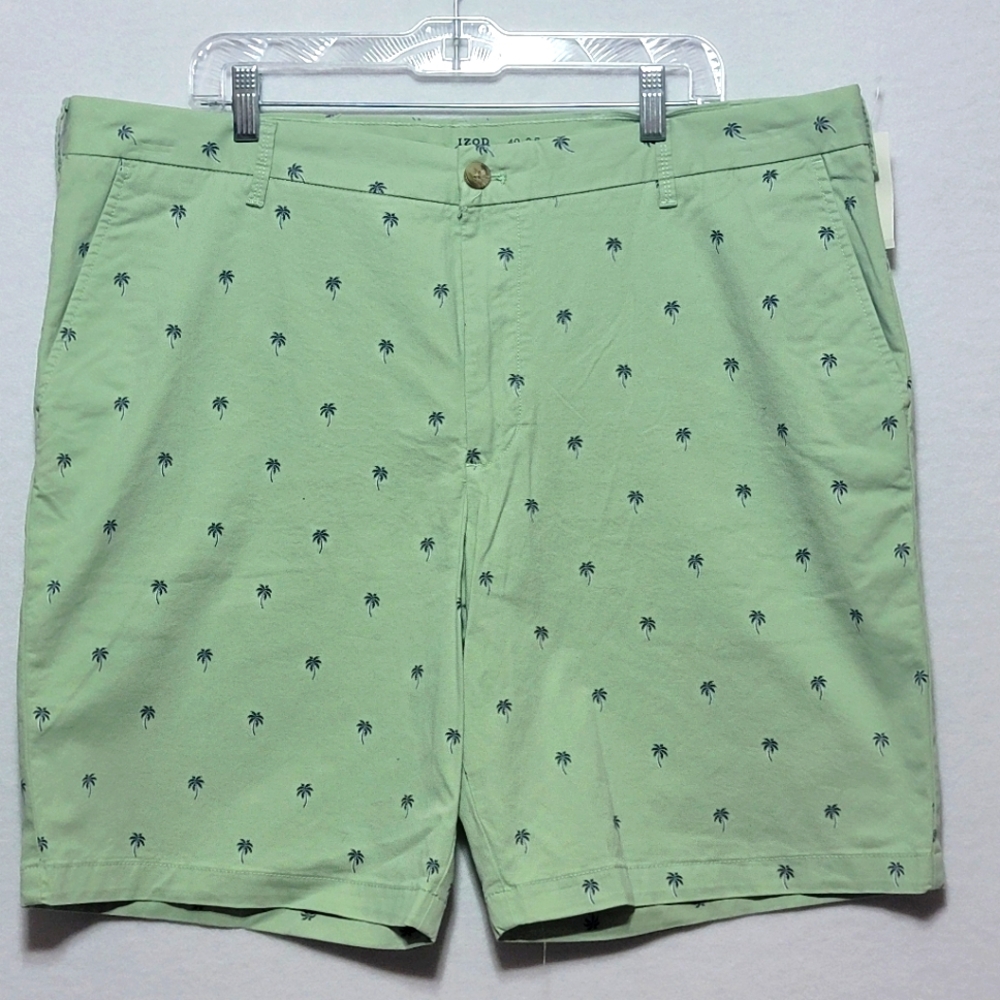 IZOD Men's Green Palm Tree Print Shorts NWT Waist 40. #726